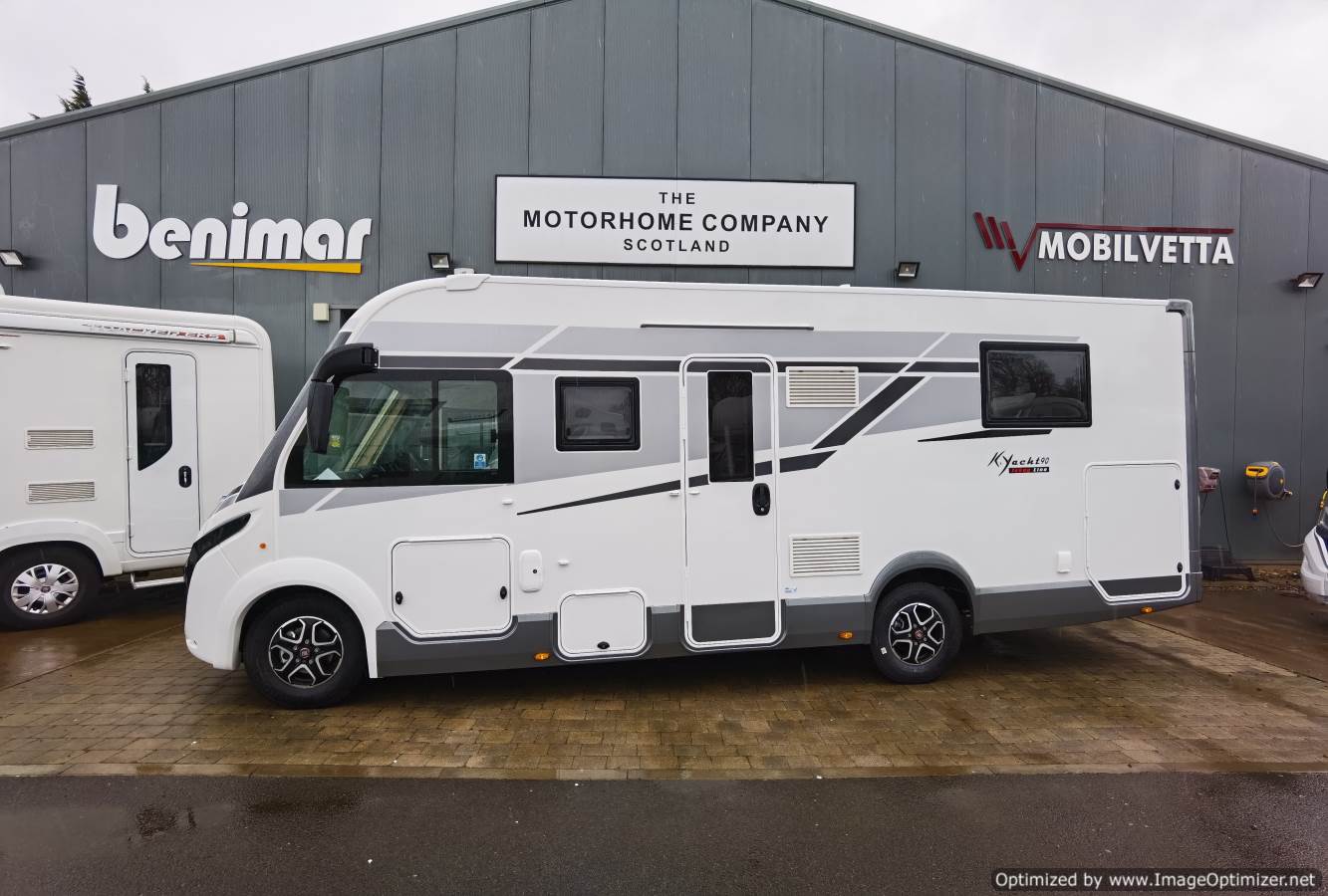 Mobilvetta K-yacht 90 Automatic A-class Motorhome 